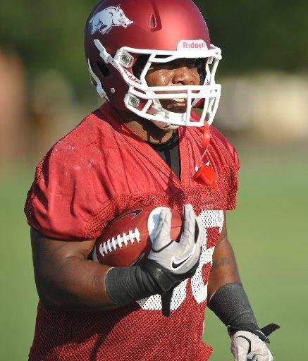 hogs football sports_014