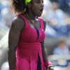 Serena rolls to advance