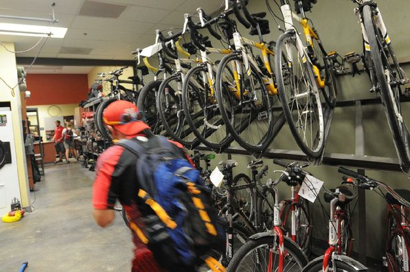 
                           Students can rent mountain bikes and road bikes at the center. Bike repair is available or students can work on their own bikes using the center's tools.