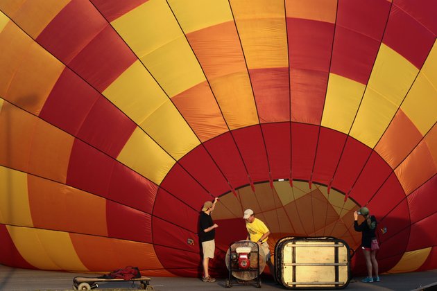 balloonists-prepare-for-flight-in-maumelle-during-a-june-piloting-competition-with-about-a-dozen-other-balloonists-from-all-over-the-country-the-balloonists-were-participating-in-various-events-as-part-of-the-great-war-memorial-balloon-race