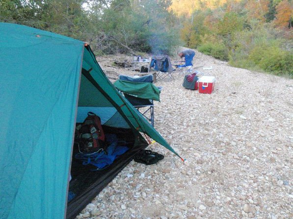 A Kings River gravel bar made an ideal campsite. Gravel bars were plentiful during a two-day Kings River float trip from Rockhouse Access to Kings River Outfitters.