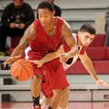NWA Media/ANTHONY REYES -- Kikko Haydar (20) reaches in on red team's DeQuavious Wagner (23) during ...