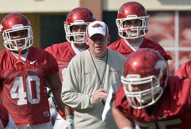 bobby-petrino-was-a-combined-75-26-in-stops-at-louisville-and-arkansas-but-3-10-in-his-brief-nfl-stint-with-the-falcons