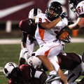 STAFF PHOTO SAMANTHA BAKER -- Phillip Archuleta of Batesville High School gets twisted up by Springd...
