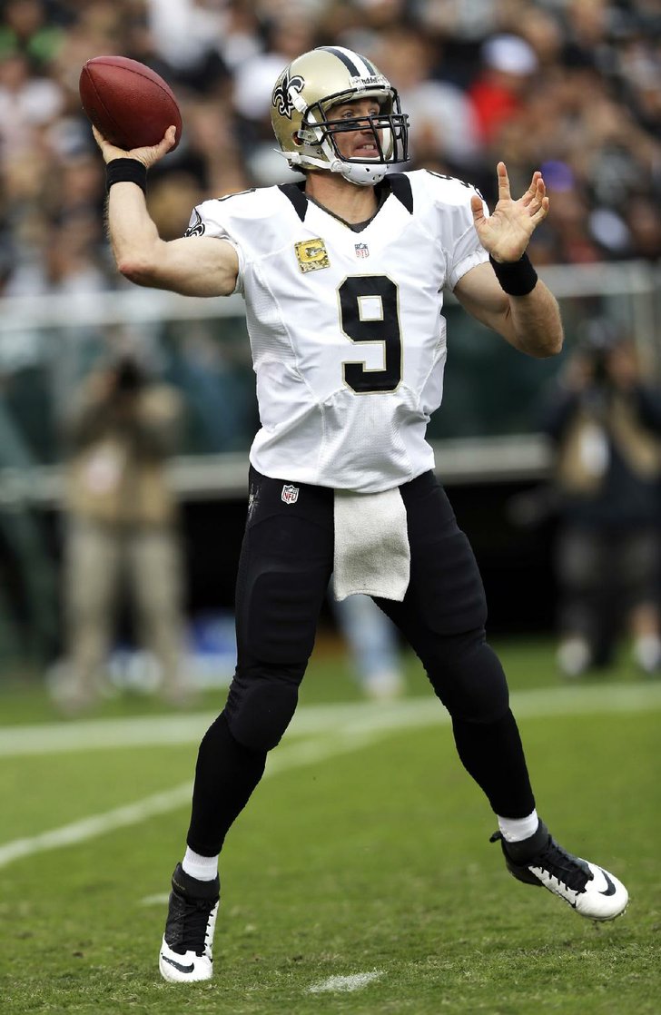 New Orleans Saints quarterback Drew Brees (9) during the ...