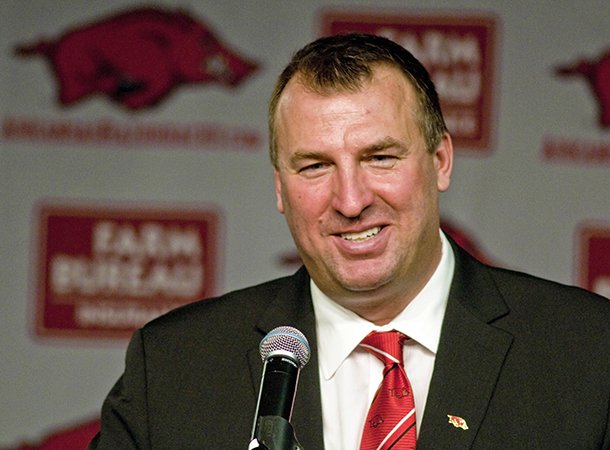arkansas-coach-bret-bielema-completed-his-first-coaching-staff-with-the-hiring-of-wide-receivers-coach-michael-smith