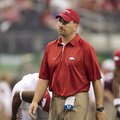 Kevin Peoples will join Bobby Petrino's staff at Western Kentucky. 
