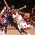 Arkansas junior guard Mardracus Wade (1) drives to the lane against Robert Morris senior guard Velto...