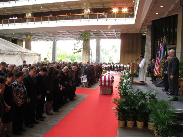 family-members-state-lawmakers-and-members-of-the-public-attend-a-visitation-service-for-us-sen-daniel-inouye-at-the-hawaii-state-capitol-in-honolulu-on-saturday-dec-22-2012