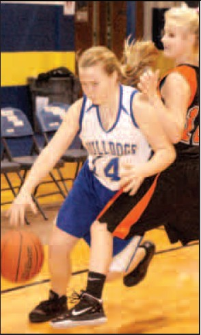 Decatur junior Hannah Ramsey moved the ball down the court during last month’s home game against the Watts Engineers.