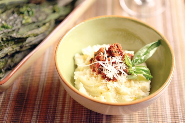 warm-soft-polenta-with-sun-dried-tomato-pesto