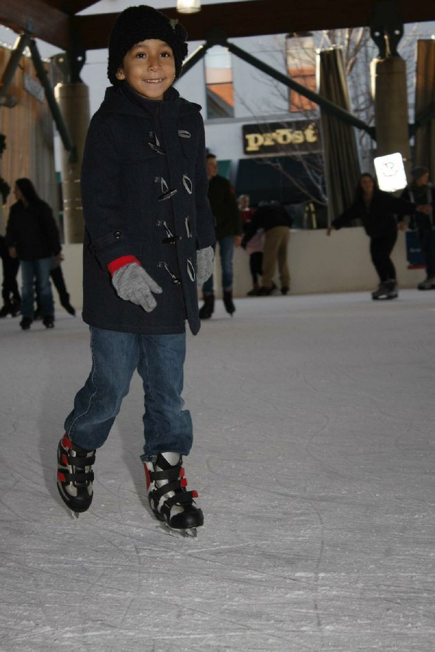 ICESKATE_12