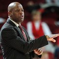 NWA MEDIA/SAMANTHA BAKER -- Arkansas coach Mike Anderson instructs his players Saturday, Jan. 12, 20...