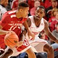 Mardracus Wade only played 12 minutes in Arkansas' 56-33 win over Vanderbilt on Saturday. 