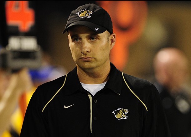 arkansas-tight-end-coach-barry-lunney-jr-is-expected-to-see-lakeside-qb-garrett-carson-in-the-spring