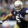 FILE - In this Oct. 20, 2012, file photo, Notre Dame linebacker Manti Te'o chases the action during ...