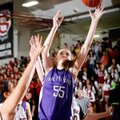 Lauren Schuldt, Fayetteville sophomore, puts up a shot Friday around Springdale High junior Karen Pe...
