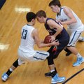 Brandon Buccheri, left, and Austin Fox, right, both from Springdale Har-Ber High School trap Crist O...