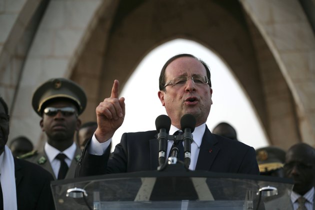 french-president-francois-hollande-speaks-at-independence-place-in-central-bamako-mali-saturday-feb-2-2013-the-french-president-was-greeted-by-thousands-of-cheering-supporters-as-he-visited-the-embattled-city-of-timbuktu-earlier-saturday-making-a-triumphant-stop-six-days-after-french-forces-parachuted-in-to-liberate-the-fabled-city-from-the-radical-islamists-occupying-it
