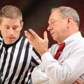 Tom Collen's team fell 47-44 at Mississippi State on Sunday. 