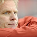 NWA Media/ANDY SHUPE -- Arkansas men's track and field coach Chris Bucknam watches from the edge of ...
