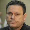 Arkansas offensive line coach Sam Pittman is seeking highly-touted offensive lineman Steven Moss. (A...