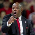 Arkansas head coach Mike Anderson shouts to his players during the second half an NCAA college baske...