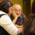 Veteran Jim Phillips of Springdale, center, answers questions Wednesday from Woodland Junior High Sc...