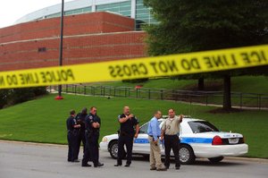 Teenager, ex-beau shot near arena