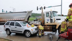 Springdale firefighters try ...
