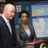 U.S. seizes 14 7-Elevens in raid