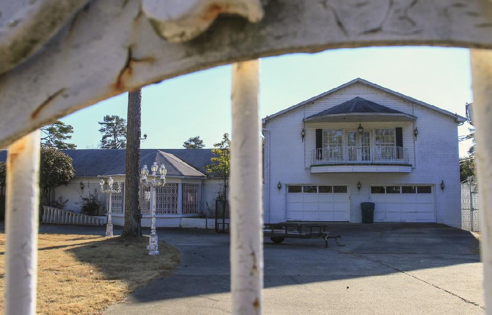 Osborne home given to city; Redfield planning to sell it