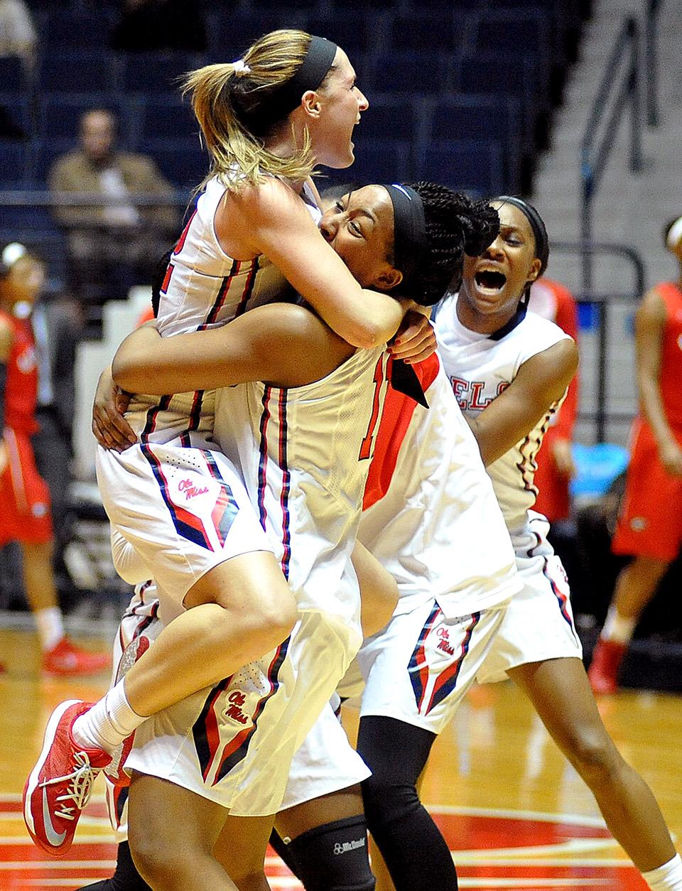 SEC/TOP 25 WOMEN Ole Miss Women Upset Georgia | NWADG