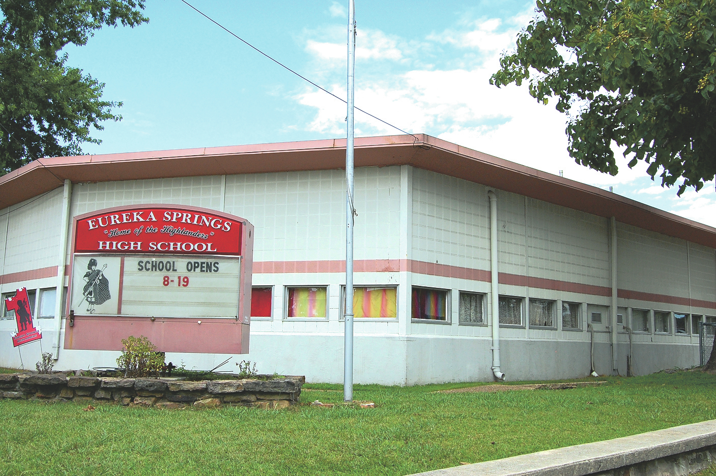 The old Eureka Springs High School may be torn down