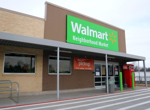Wal-Mart shutdowns create new food deserts, including 1 in Arkansas