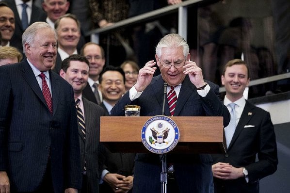 Reasons Rex Tillerson Shouldn't Be The Next Secretary Of State