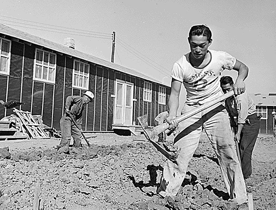 Confined, confounded: Family among thousands of Japanese-Americans held