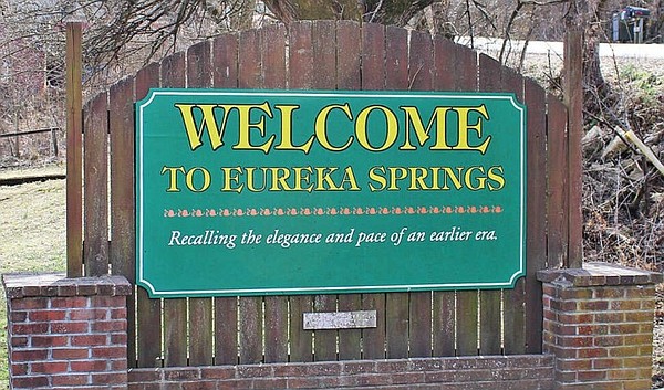 Eureka Springs rejects gun shop — again - Vimarsana News