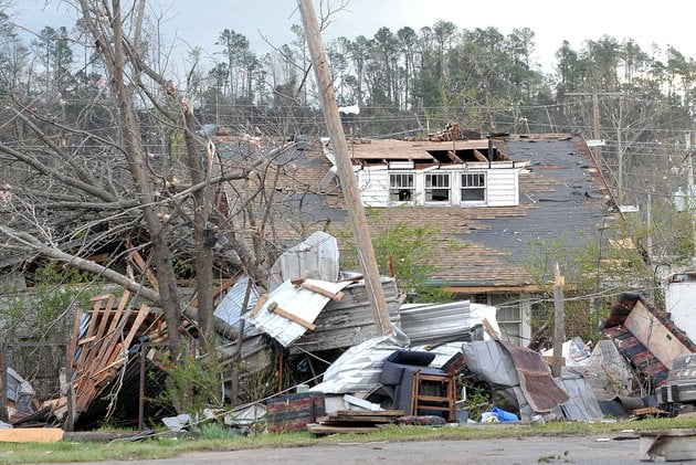 Tornado hits Mena, damage reported