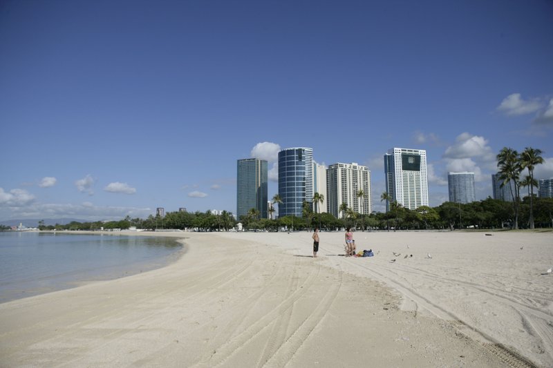 Quake Triggered Tsunami Rushes Ashore In Hawaii