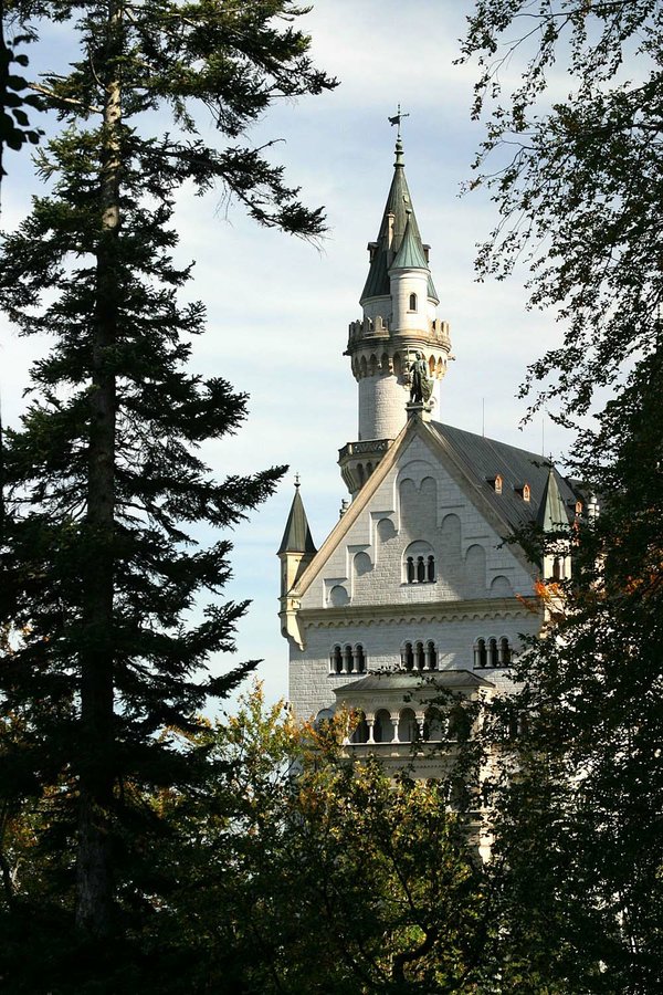 Ludwig II’s castles a tourist magnet for Germany