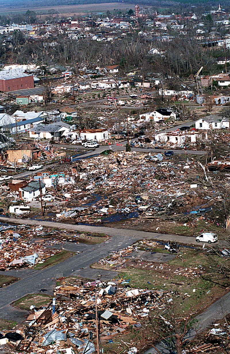 20 dead as storms rip state in wake