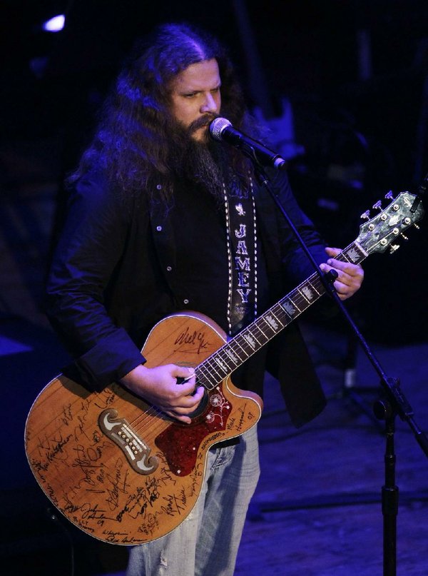 Jamey Johnson Pays Tribute To Song Idol Hank Cochran