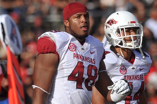 Arkansas Defensive End Trey Flowers Staying For Senior Season