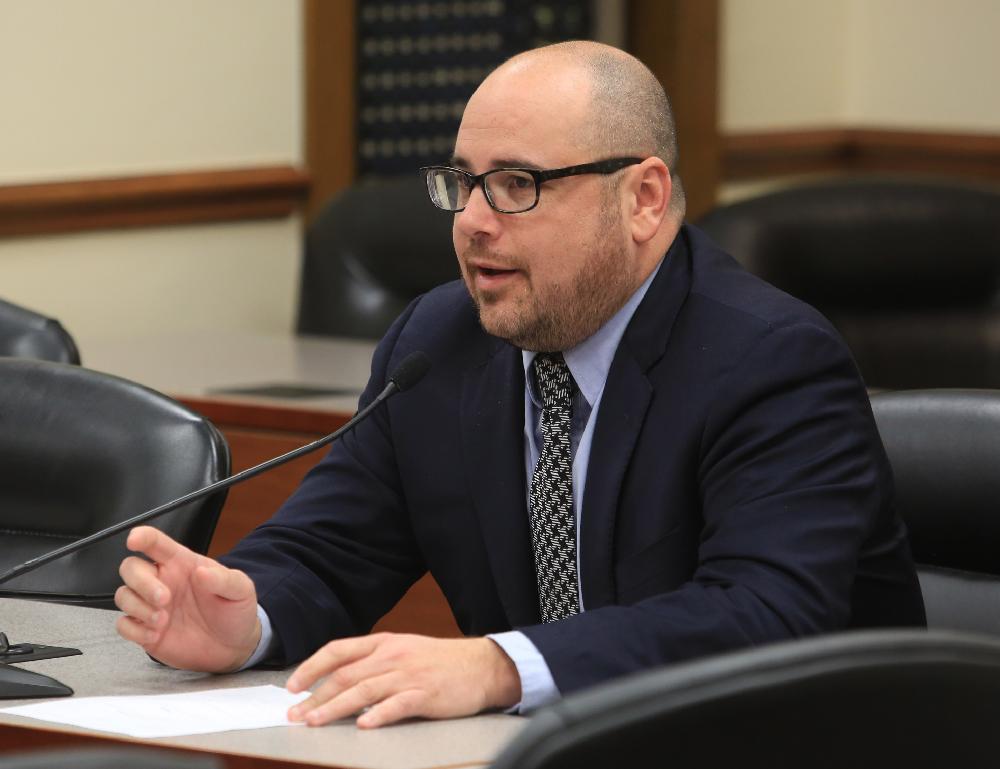 Arkansas senator Jeremy Hutchinson indicted in scheme, resigns | NWADG