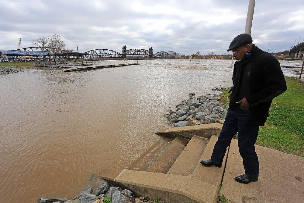 rivers receding, rising in arkansas