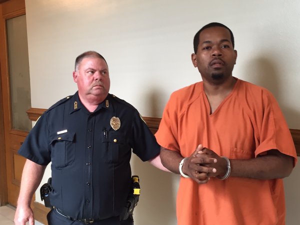 Judge bars testimony from two in Little Rock restaurateur's murder trial