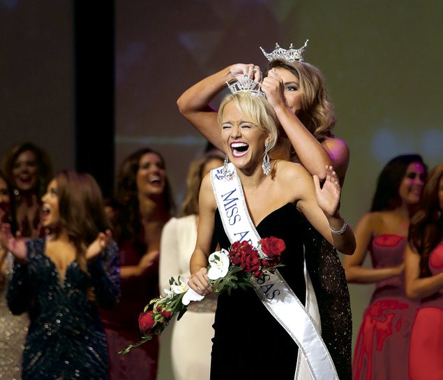 VIDEO Miss Arkansas Savvy Shields knows how to win NWADG