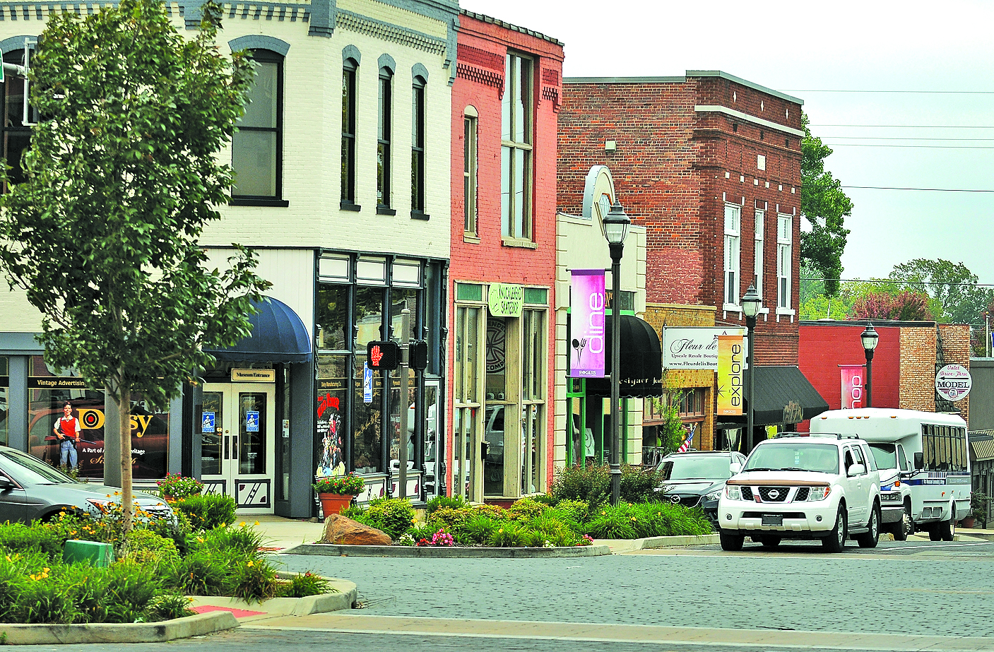 Rogers Fire District Modified To Protect Downtown Structures NWADG