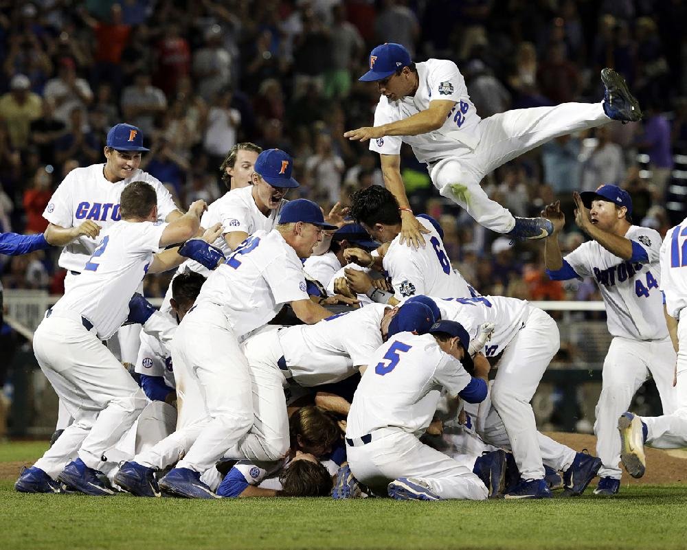 Guthrie's glove work helps Florida get to CWS in Omaha